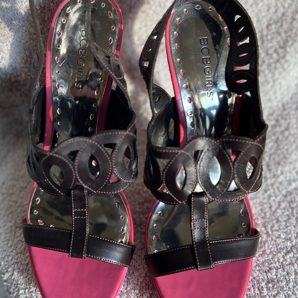 BCBGirl brown and pink heels - Picture 2 of 11